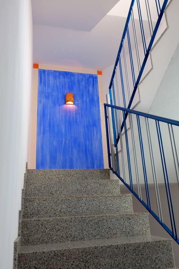 Hotel Carmen Roses Extérieur photo